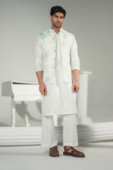 Elaris – Ivory Maple Regalia Waistcoat