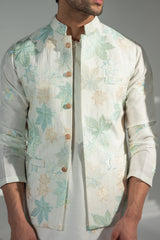 Elaris – Ivory Maple Regalia Waistcoat