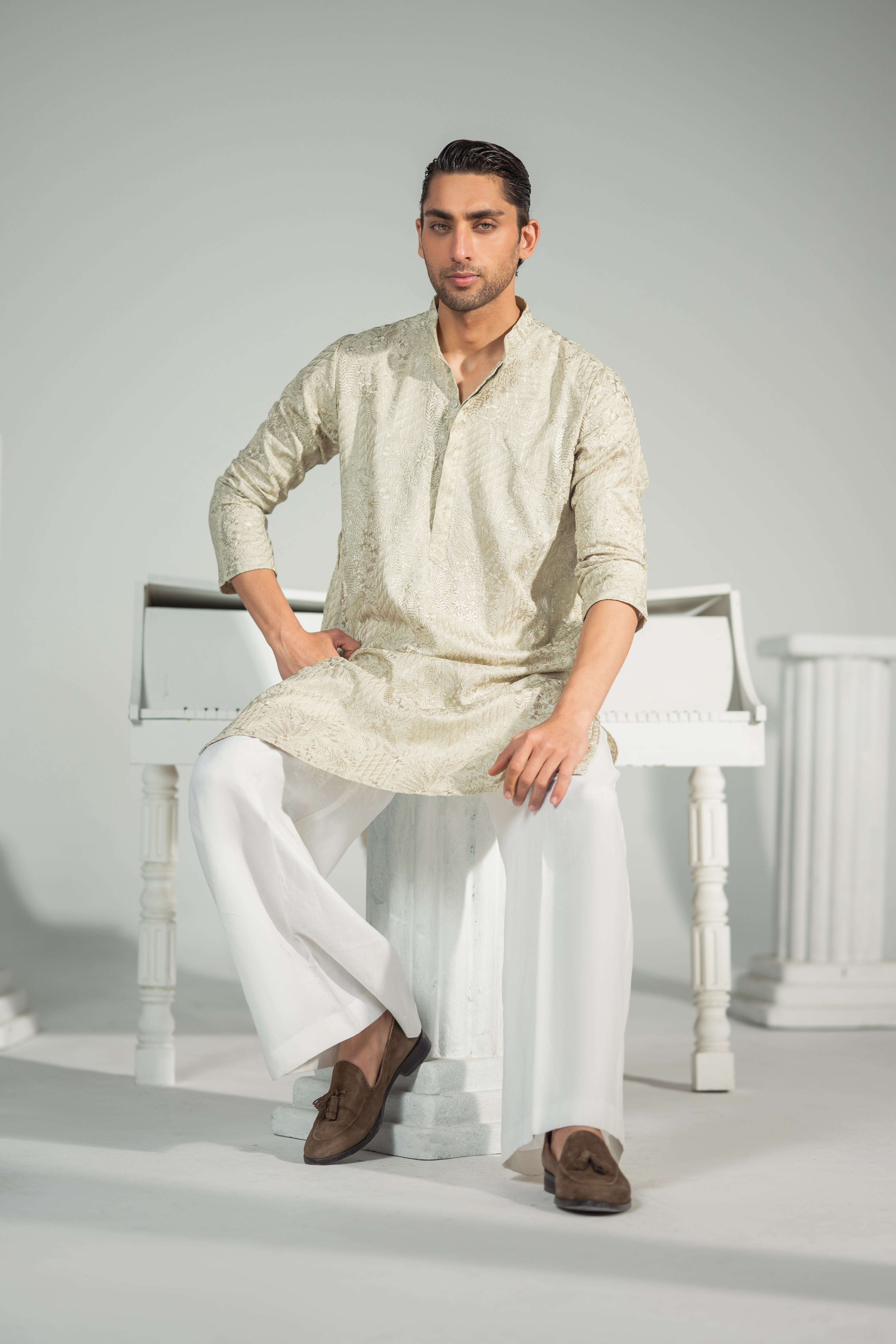 Kaysan – Sandstone Royale Shalwar Kameez