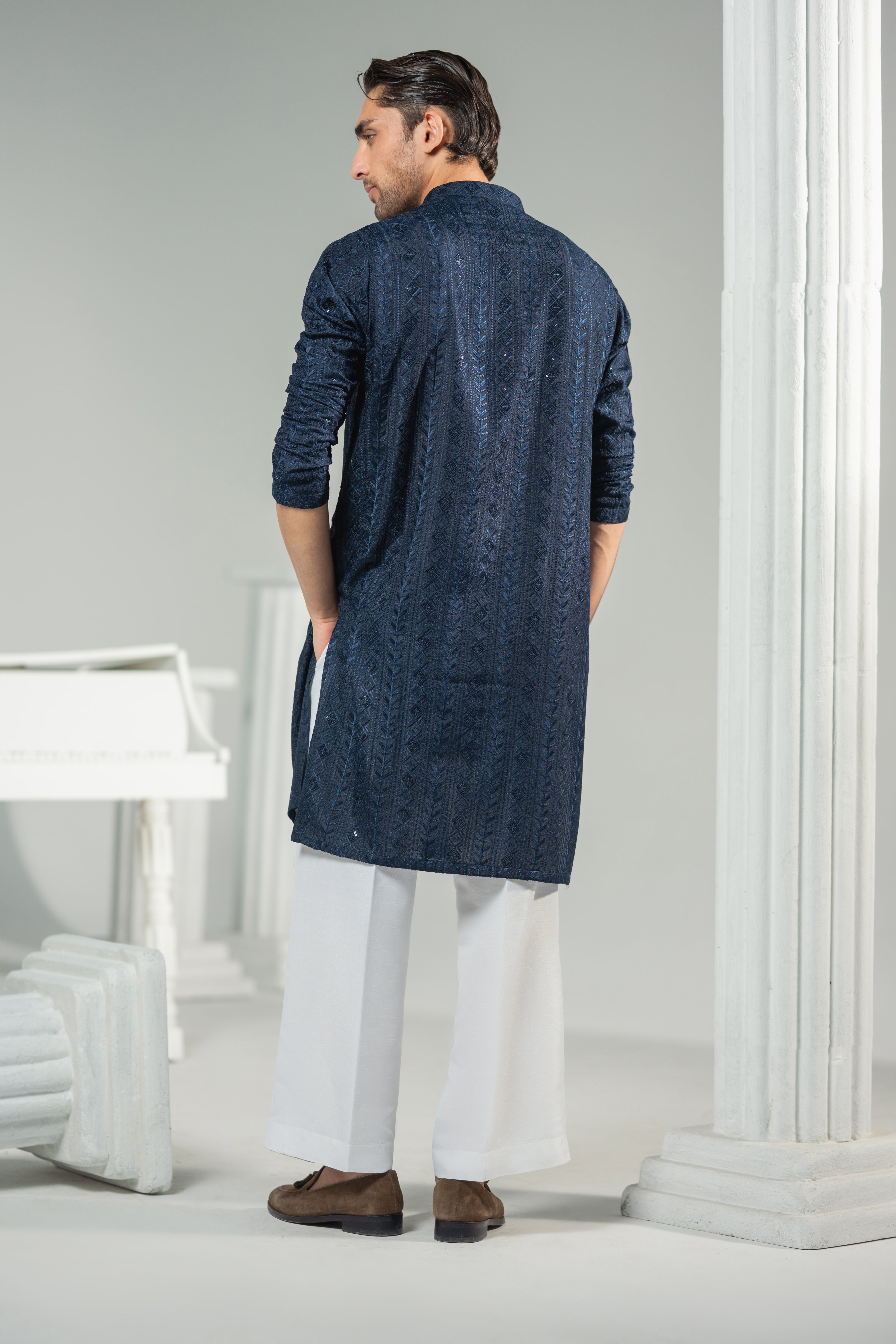 Zaroon – Midnight Heritage Shalwar Kameez