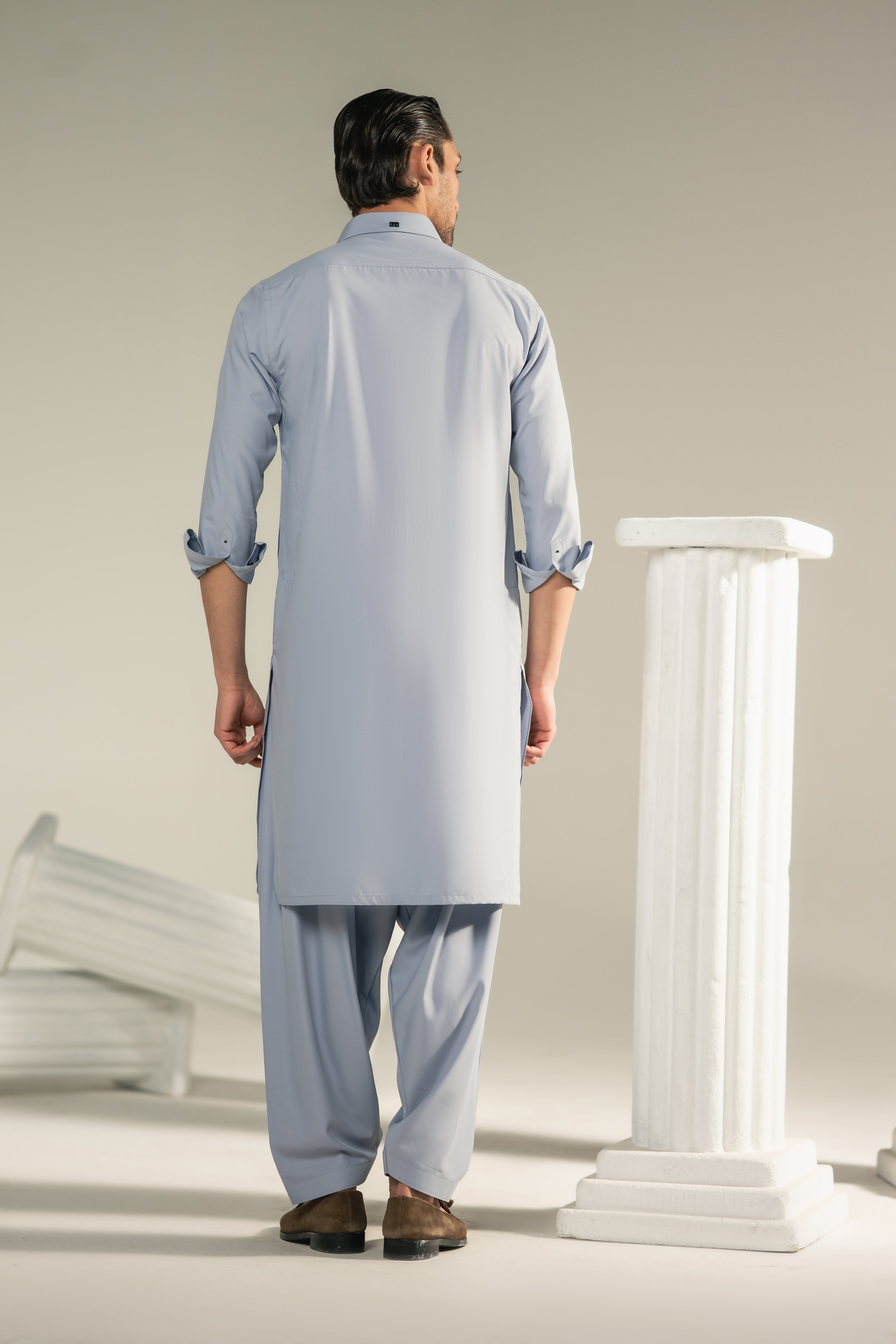 Aariz – Silver Mist Shalwar Kameez